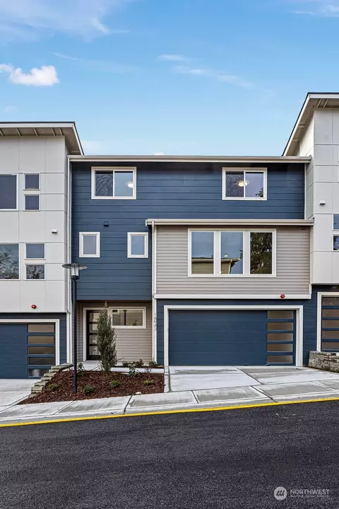 14943 7th Pkwy S #7, Burien, WA 98148