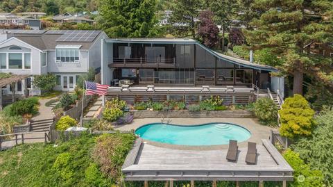 25836 Gold Beach Dr SW, Vashon, WA 98070