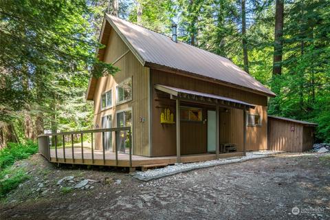 17880 N Shore Dr, Leavenworth, WA 98826