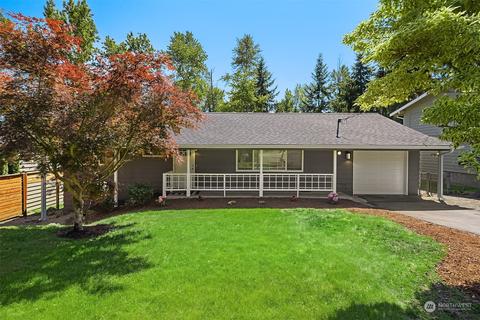 11223 NE 112th St, Kirkland, WA 98033