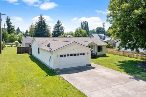 301 Pine St, Toledo, WA 98591