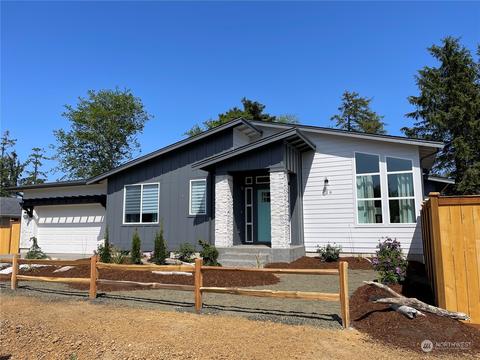 416 Duck Lake Dr SE, Ocean Shores, WA 98569