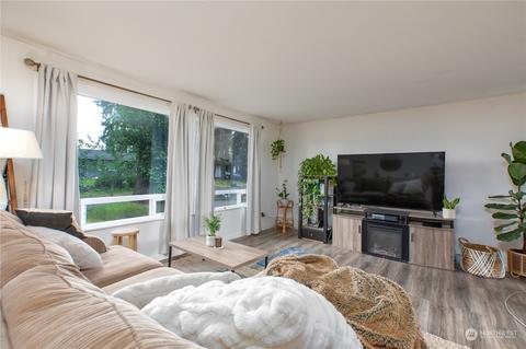 1708 165th Street Ct E, Spanaway, WA 98387 photo 4