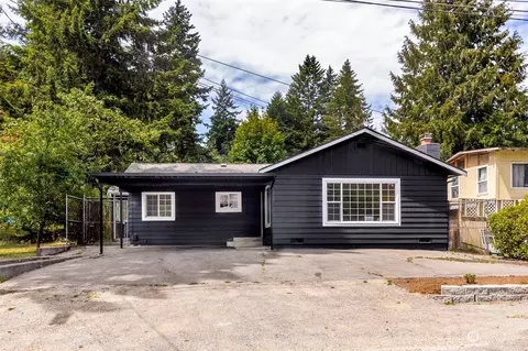 14351 26th Ave NE, Seattle, WA 98125