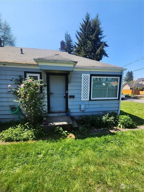 2129 4th St, Bremerton, WA 98312