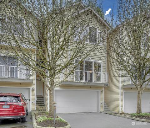 17922 NE 90th St, Redmond, WA 98052