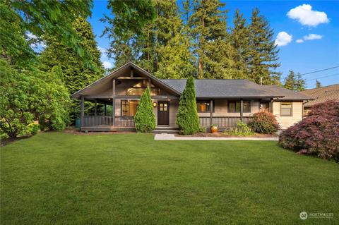 15014 81st Ave NE, Kenmore, WA 98028