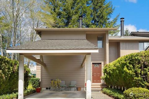 855 NW Huckle Dr #D, Bremerton, WA 98311