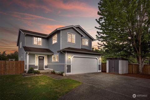 9515 10th Avenue Ct E, Tacoma, WA 98445