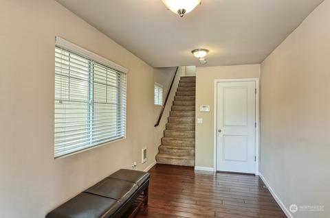 10026 12th Ave SE, Everett, WA 98208 photo 3