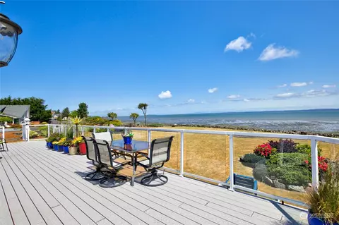 598 Chinook Ave SE, Ocean Shores, WA 98569