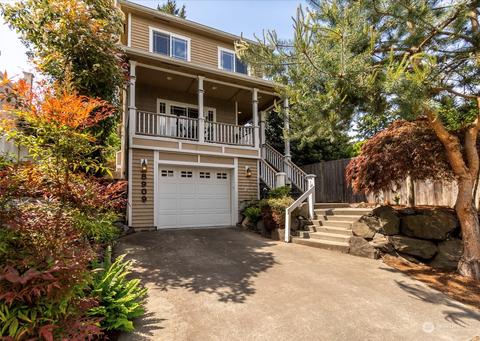 8909 Linden Ave N, Seattle, WA 98103