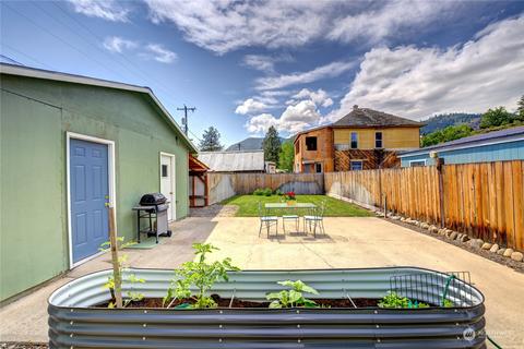 203 4th Ave E, Twisp, WA 98856 photo 3