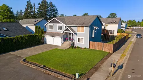 1227 180th St E, Spanaway, WA 98387 photo 4