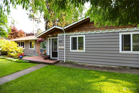 4201 Kootnai St W, University Place, WA 98466
