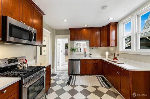 1509 17th Ave E, Seattle, WA 98112 photo 9