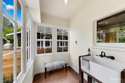 1509 17th Ave E, Seattle, WA 98112 photo 12