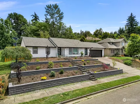 929 36th St, Bellingham, WA 98229