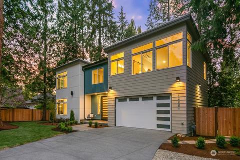 1226 NE 130th St, Seattle, WA 98125