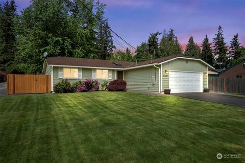 23402 29th Ave W, Brier, WA 98036
