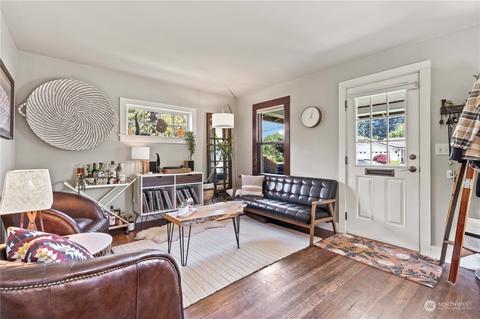 404 Sumner Ave, Sumner, WA 98390 photo 4