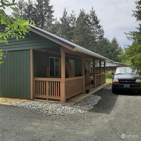 1961 N Lake Cushman Rd, Hoodsport, WA 98548