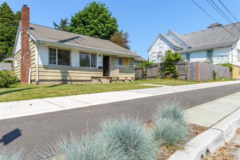 435 E 64th St, Tacoma, WA 98404