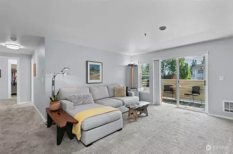 11915 Roseberg Ave S #311, Seattle, WA 98168