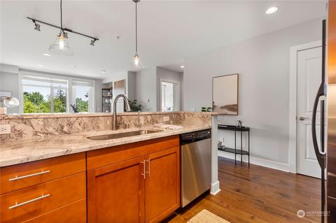 71 Pine St #105, Edmonds, WA 98020 photo 9