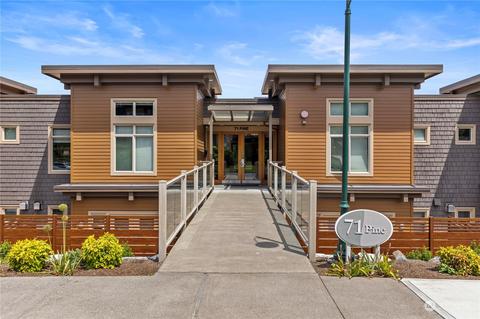 71 Pine St #105, Edmonds, WA 98020 photo 2