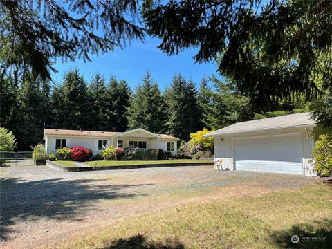 312 Rhododendron Dr, Sequim, WA 98382