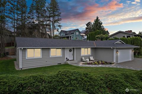 13823 SE 251st St, Kent, WA 98042