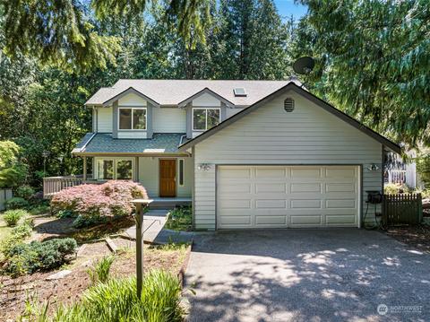8606 Dickey Pl NW, Silverdale, WA 98383