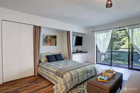 211 Summit Ave E #S318, Seattle, WA 98102 photo 4