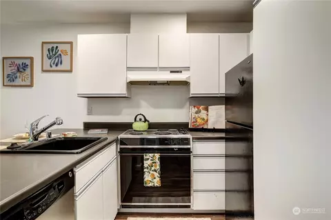 211 Summit Ave E #S318, Seattle, WA 98102 photo 7