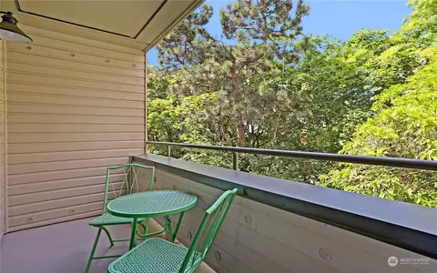 211 Summit Ave E #S318, Seattle, WA 98102 photo 11