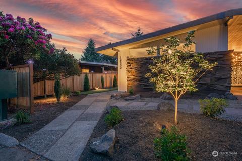12532 4th Ave NW, Seattle, WA 98177