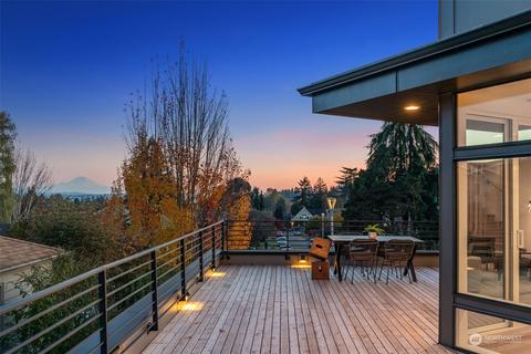 5300 NE 67th St, Seattle, WA 98115