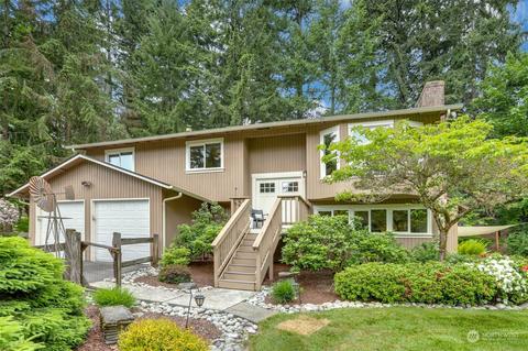 15836 NE 195th St, Woodinville, WA 98072