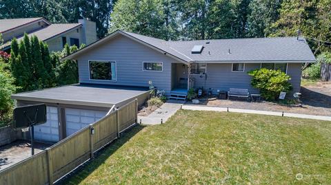 15622 60th Ave W, Edmonds, WA 98026