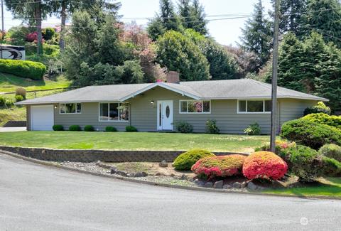 400 Hyde Park Dr, Hoquiam, WA 98550