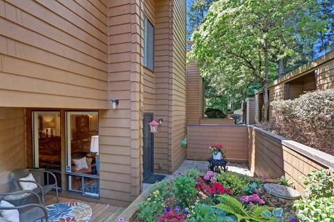 11414 NE 128th St #78, Kirkland, WA 98034