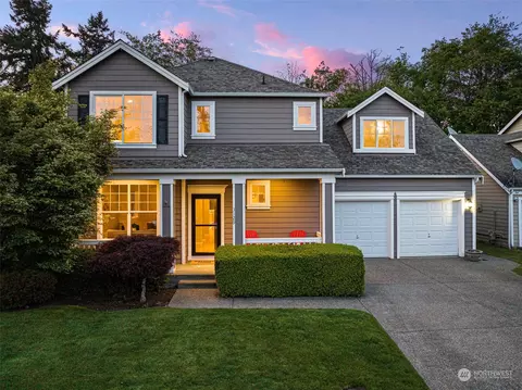 3129 Maplewood Cir NE, Tacoma, WA 98422