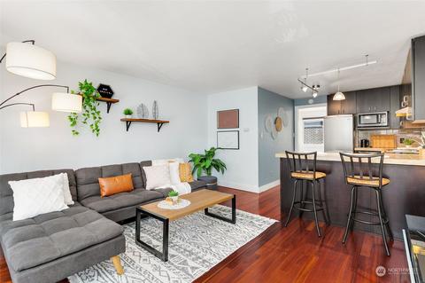 752 Bellevue Ave E #302, Seattle, WA 98102
