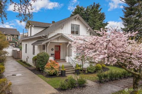 1017 NE 73rd St, Seattle, WA 98115