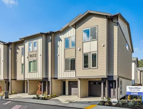9612 19th Ave SE #E, Everett, WA 98208
