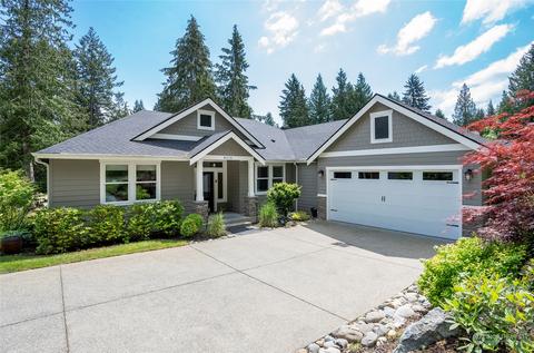 8215 56th Ave NW, Gig Harbor, WA 98332