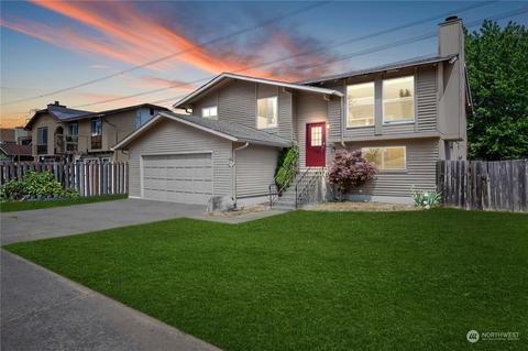 1927 68th Ave NE, Tacoma, WA 98422