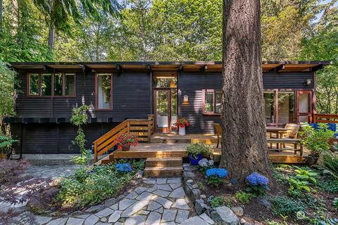 18602 21st Pl NE, Shoreline, WA 98155