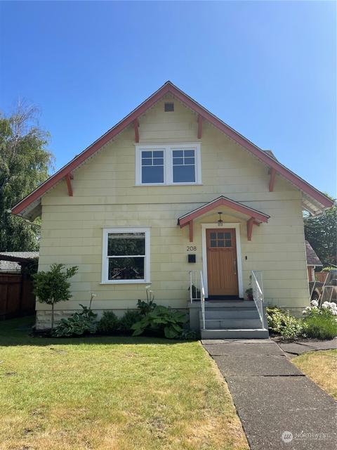208 Sixth Ave NW, Puyallup, WA 98371